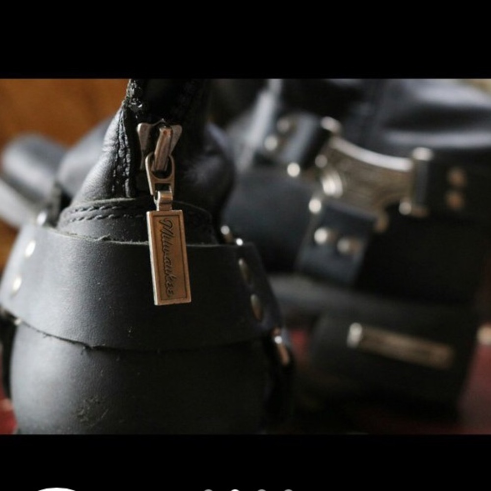 Milwaukee Leather Motorcycle boots - Picture 2 of 4